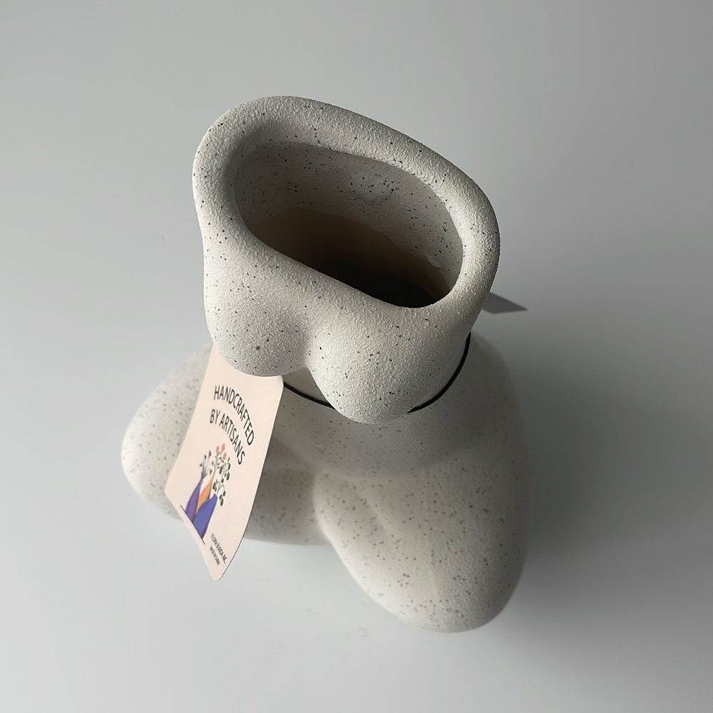 Ceramic Vase - Picture 6 of 8